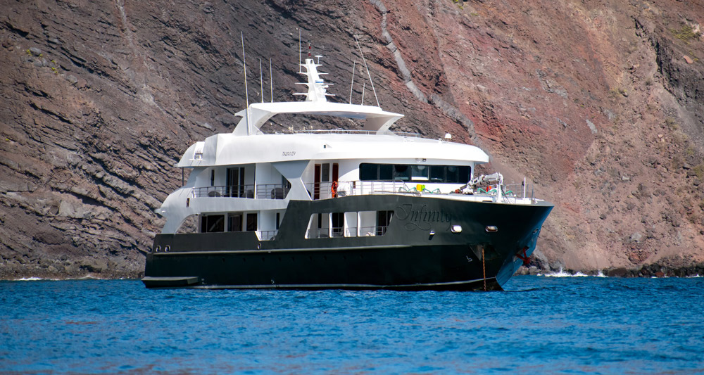 Infinity-Galapagos-Yacht