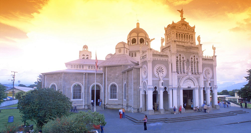 basilica-de-nuestra-senora-de-los-angeles-costa-rica